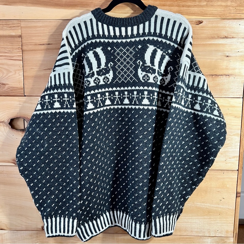 NWT VOSS Nordic 100% Wool XXL Sweater - B&W Viking Ships MADE IN NORWAY